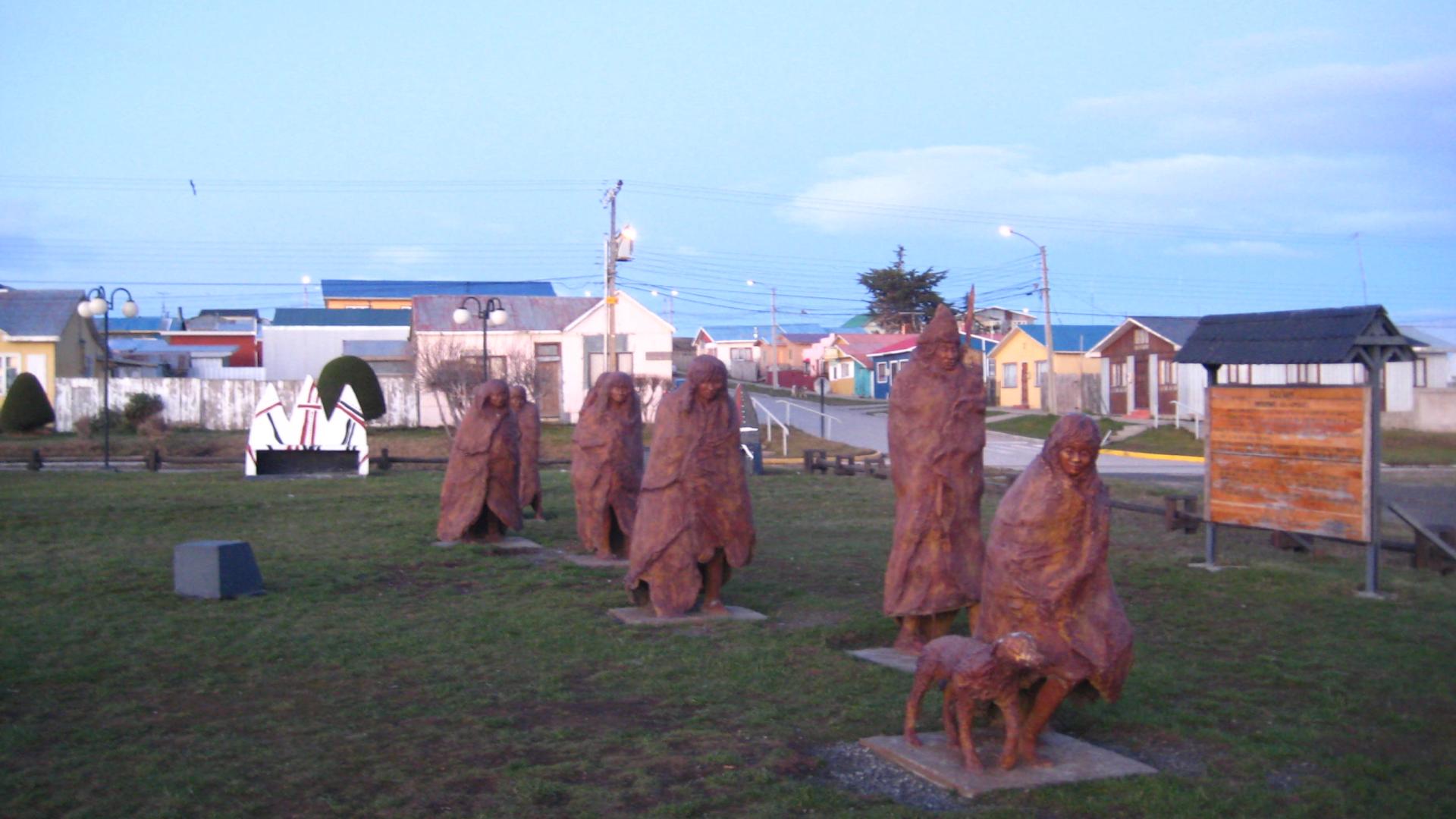 Imagen del monumento Selknam
