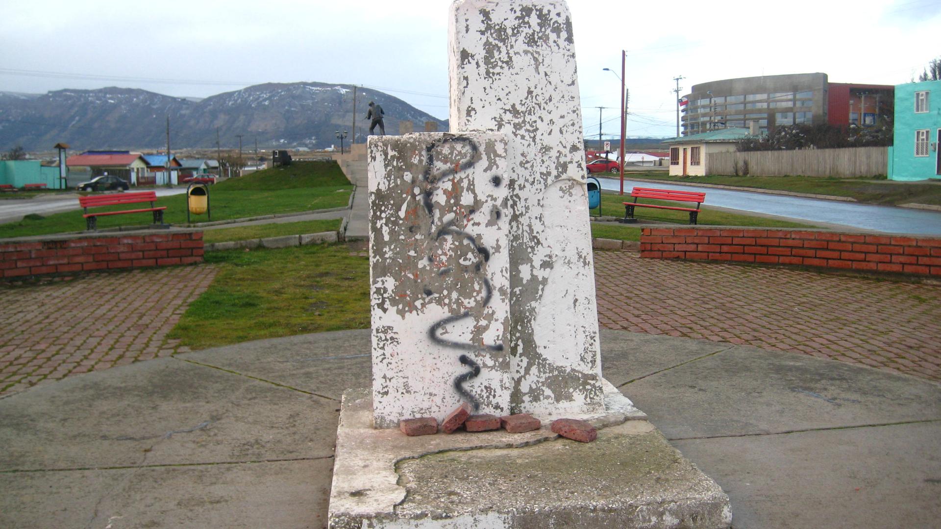 Imagen del monumento A Los Hijos De Chiloé