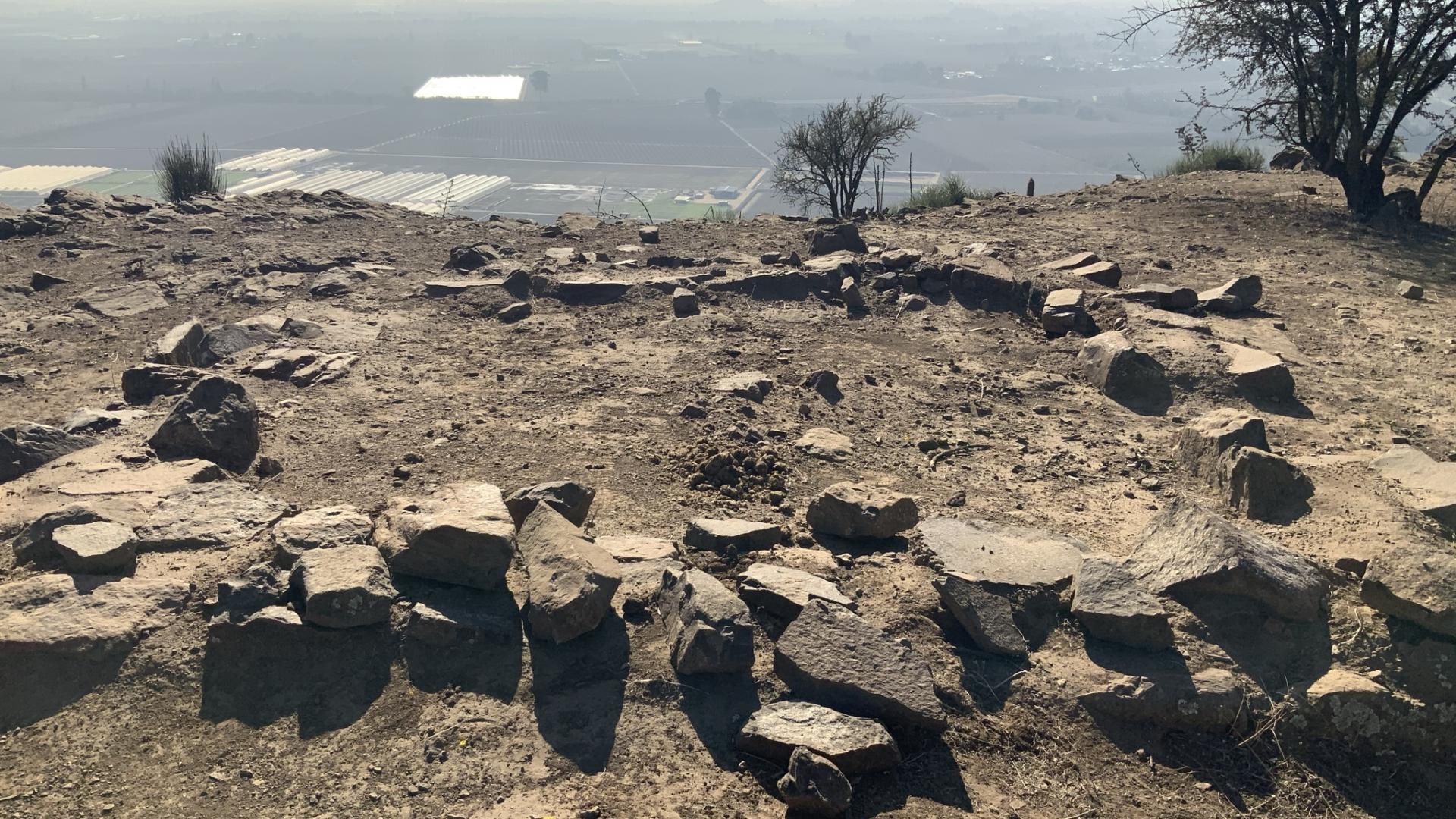 Imagen de Consejo de Monumentos Nacionales paraliza obras de telefonía en Cerro Grande de La Compañía