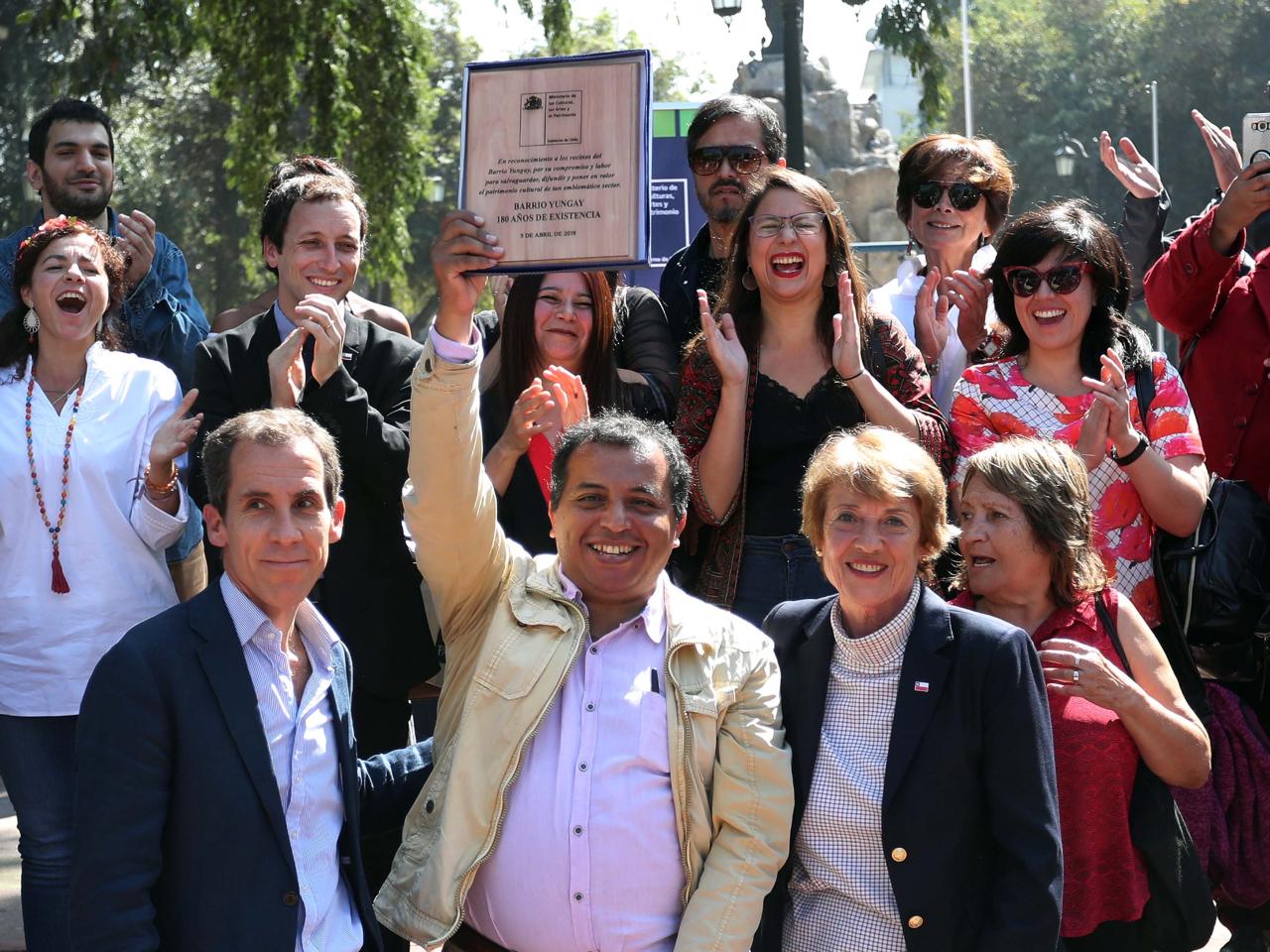 Imagen de Ministra Valdés anuncia ampliación de Zona Típica de los barrios Brasil y Yungay en Santiago Poniente