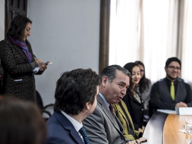 Imagen de Chile entrega a Bolivia 42 piezas paleontológicas incautadas en paso fronterizo