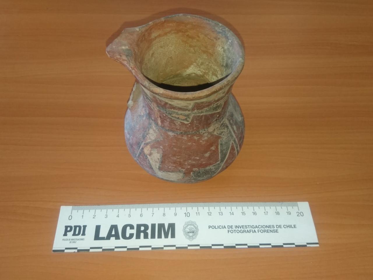 Imagen de PDI y CMN permiten recuperar 30 piezas arqueológicas en Arica