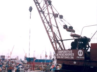 Imagen del monumento Grúa 82 del Puerto de San Antonio