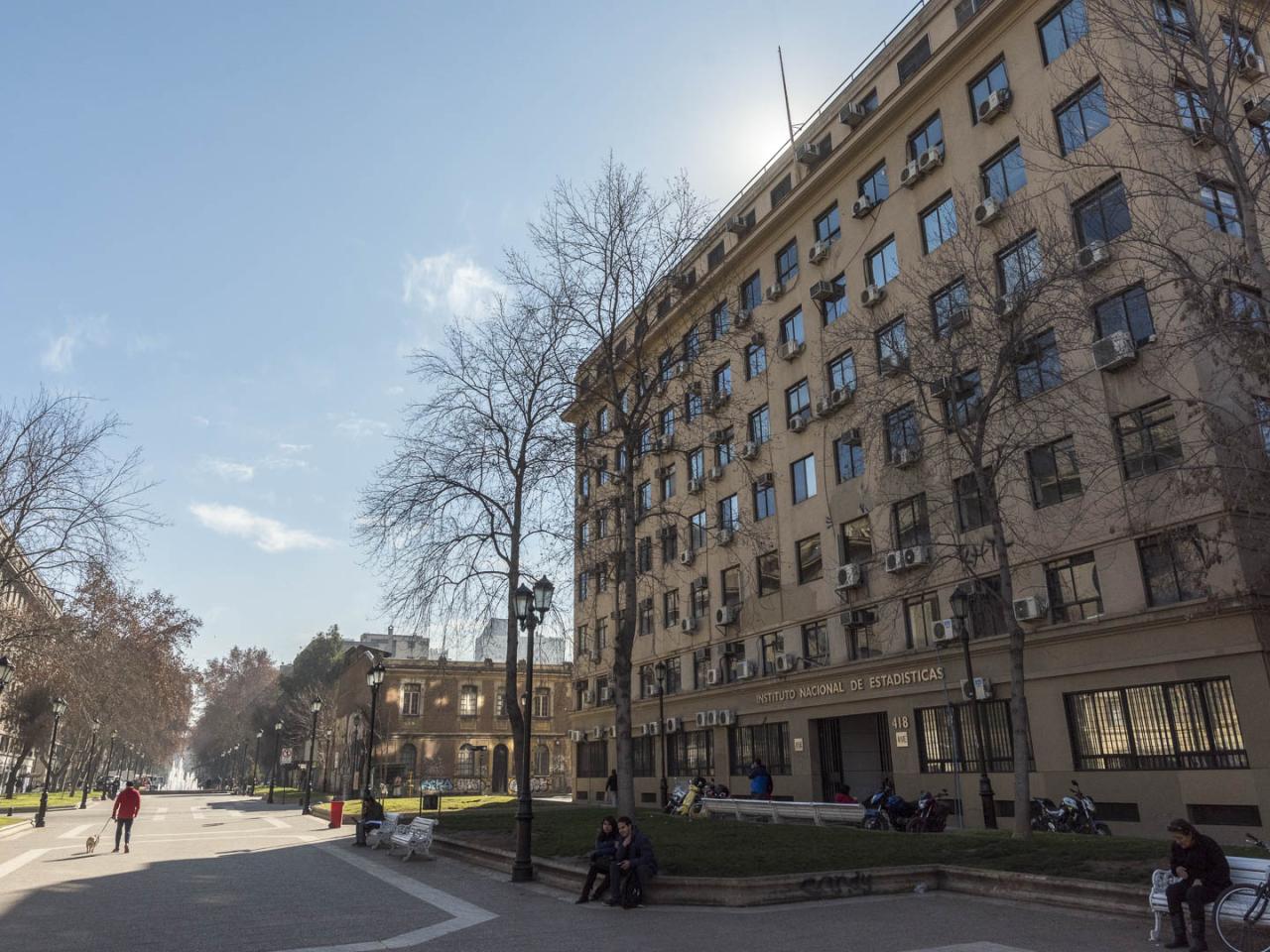 Imagen del monumento Barrio Cívico - Eje Bulnes - Parque Almagro
