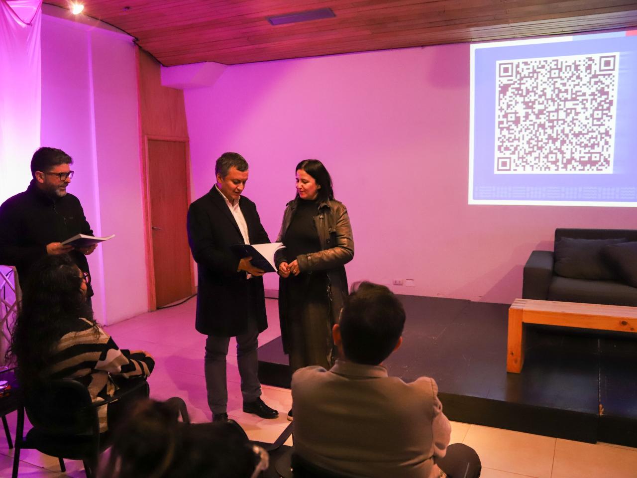 Imagen de CMN entrega normas de intervención para la Zona Típica Calle Prat de Valparaíso