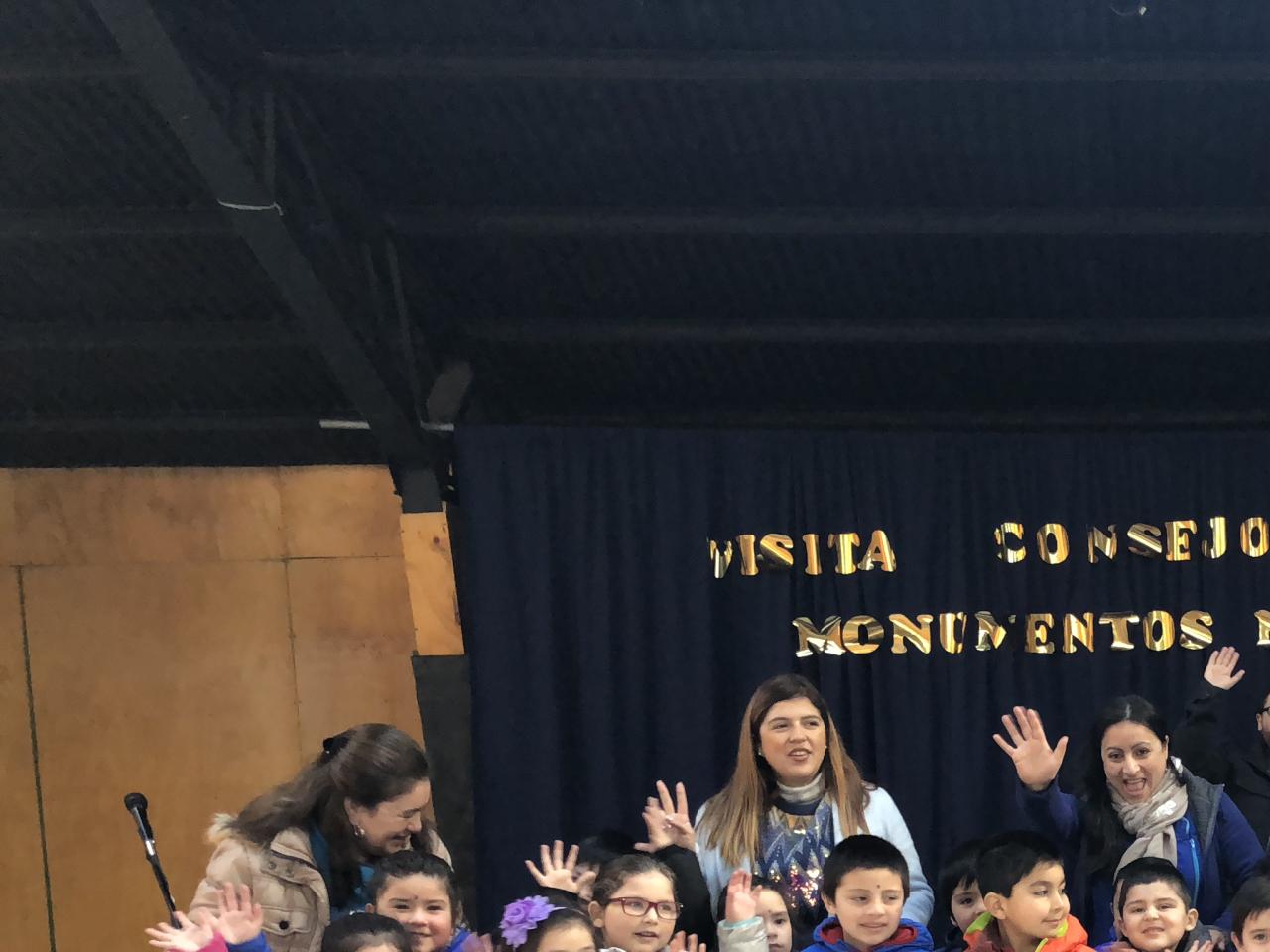 Imagen de 350 niñas y niños participaron en talleres del CMN en Aysén