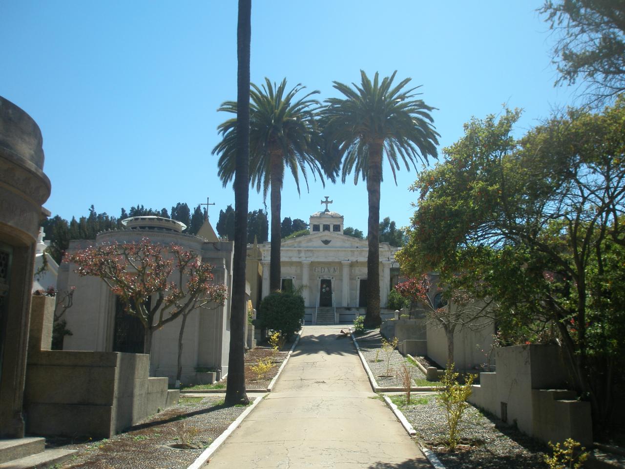 Imagen de Aprueban declaratoria como Monumento Nacional de Cementerio Santa Inés en Viña del Mar