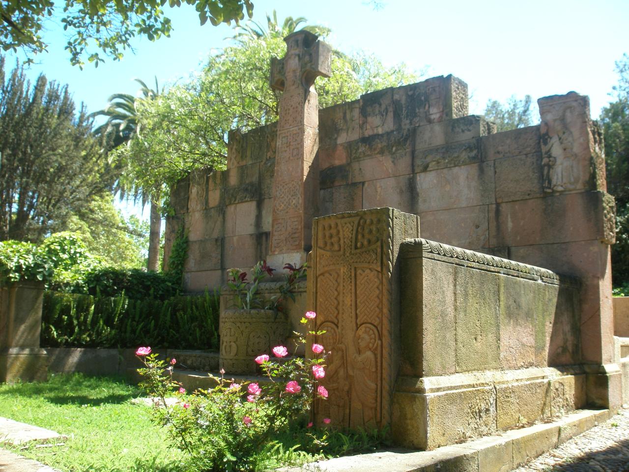 Imagen de Aprueban declaratoria como Monumento Nacional de Cementerio Santa Inés en Viña del Mar