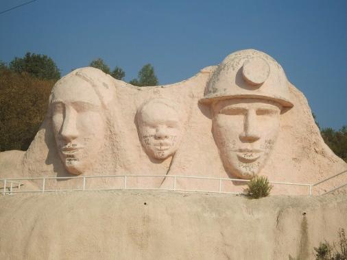 Monumento a la Familia Minera