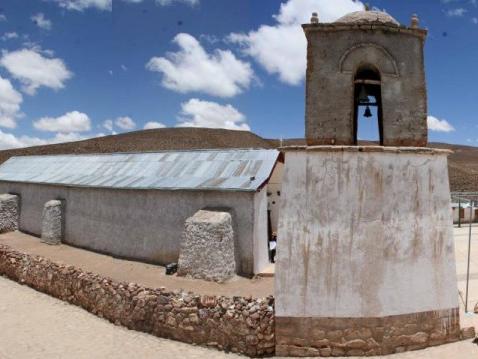 Iglesia Virgen De Los Remedios De Timalchaca