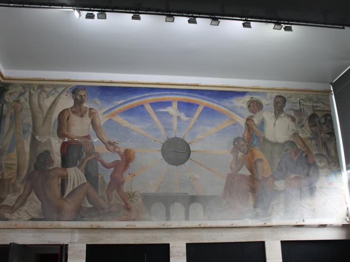 Imagen del monumento Mural "Historia de Concepción" de Gregorio de la Fuente