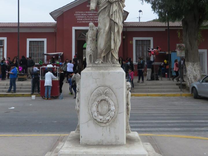 Imagen del monumento Lloradora del Cementerio Municipal