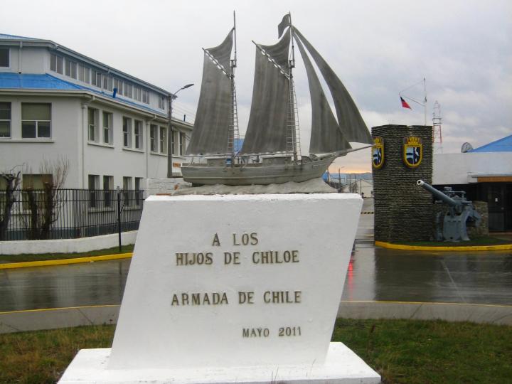 Imagen del monumento A Los Hijos De Chiloé
