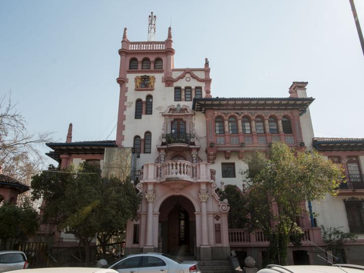 Imagen del monumento Ex Casa Vásquez (Edificio Consistorial de Macul)
