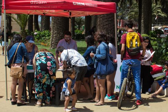 Imagen de Turistas en Pichilemu aprenden a cuidar el Patrimonio