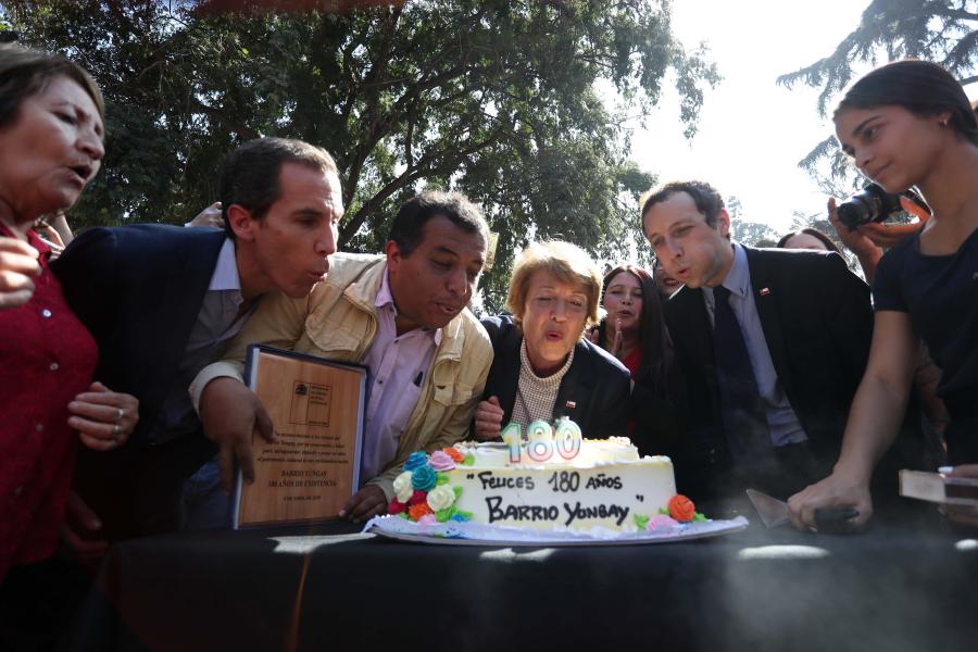 Imagen de Ministra Valdés anuncia ampliación de Zona Típica de los barrios Brasil y Yungay en Santiago Poniente