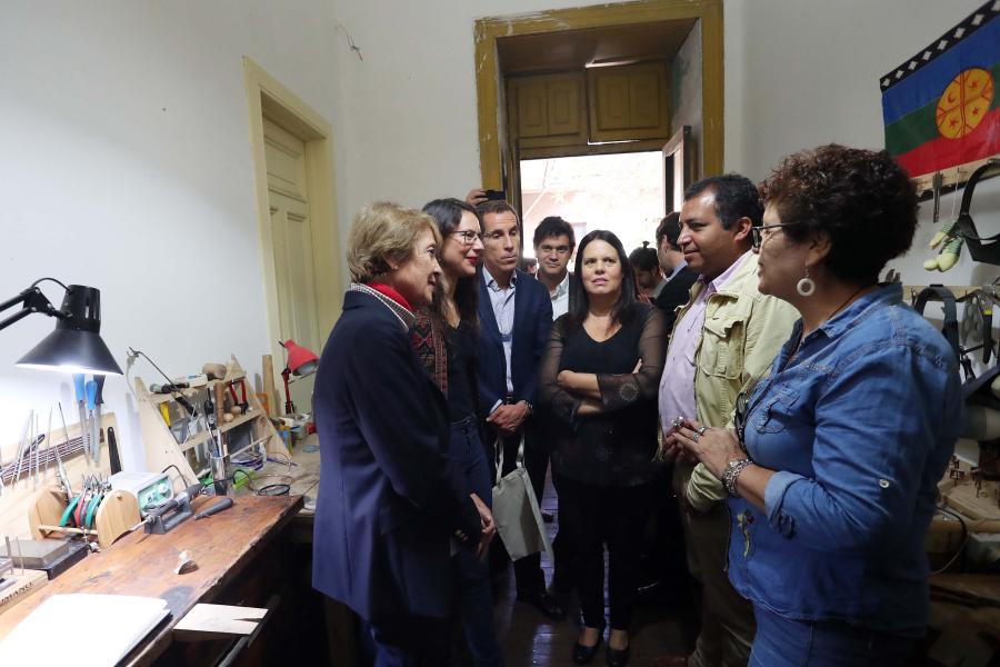 Imagen de Ministra Valdés anuncia ampliación de Zona Típica de los barrios Brasil y Yungay en Santiago Poniente