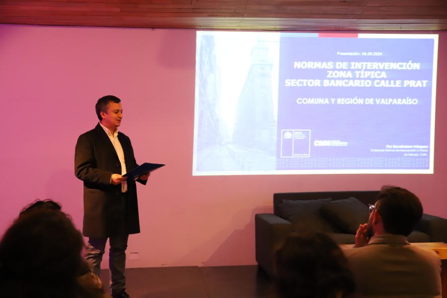 Imagen de CMN entrega normas de intervención para la Zona Típica Calle Prat de Valparaíso