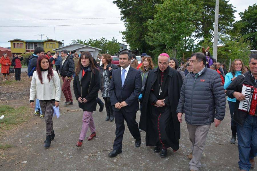 Imagen de Entregan a la comunidad restauración de la Iglesia de Chelín en Chiloé
