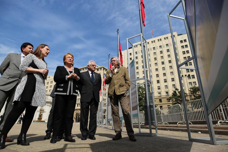 Imagen de Presidenta Bachelet inaugura exposición con 19 Sitios de Memoria como categoría de Monumentos Nacionales