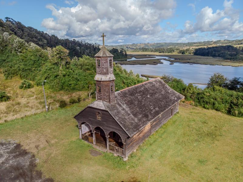 Imagen de Plan de Gestión Integrado del Sitio de Patrimonio Mundial Iglesias de Chiloé es presentado al Consejo de Monumentos Nacionales