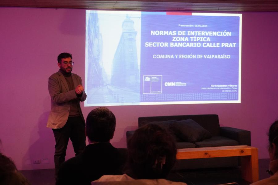Imagen de CMN entrega normas de intervención para la Zona Típica Calle Prat de Valparaíso