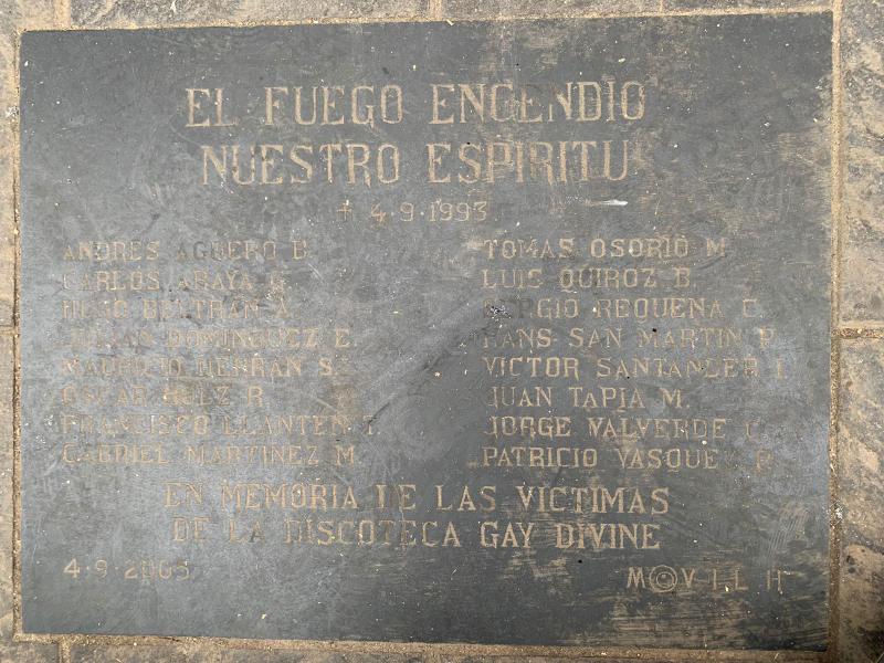 Imagen del monumento A las víctimas del incendio de la discoteca gay Divine