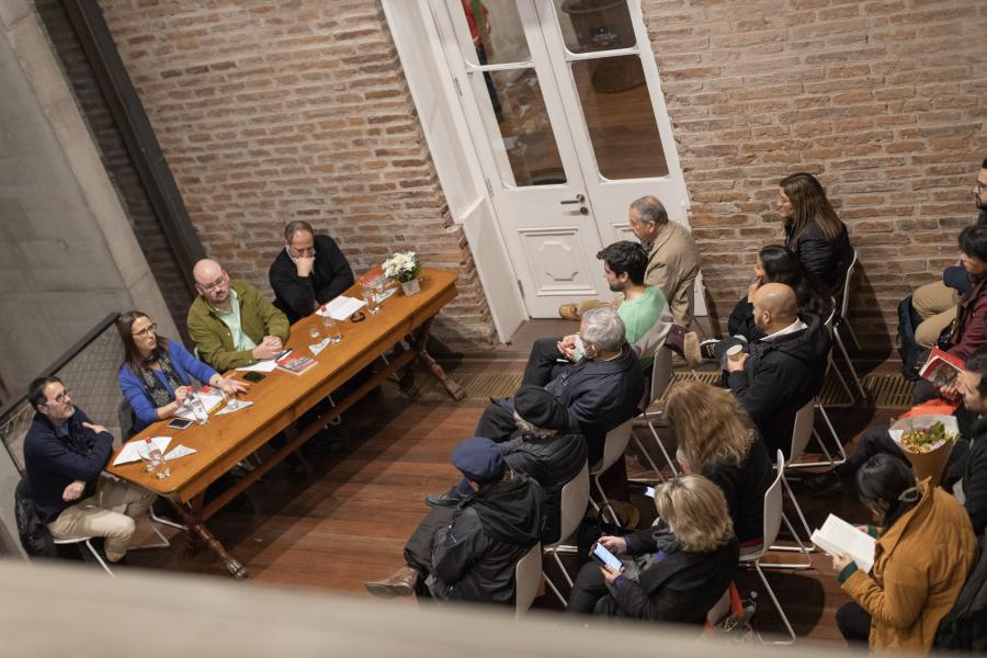 Imagen de Universidad Alberto Hurtado presenta libro sobre la hidroelectridad y su impacto en la sociedad en Chile