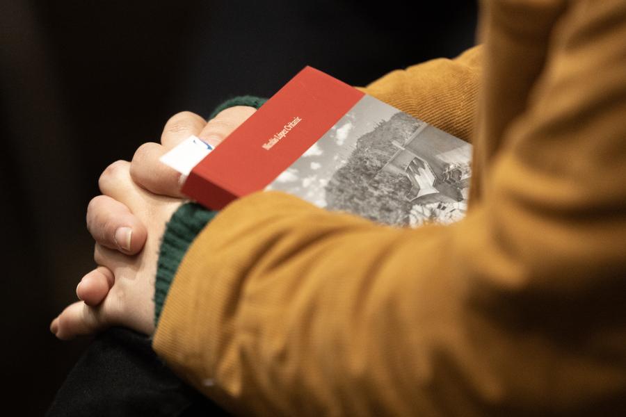 Imagen de Universidad Alberto Hurtado presenta libro sobre la hidroelectridad y su impacto en la sociedad en Chile