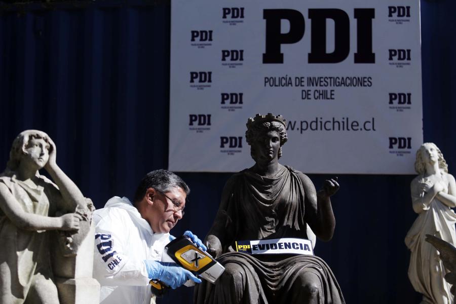 Imagen de MINISTRA VALDÉS ANUNCIA QUERELLA POR ROBO DE PIEZAS PATRIMONIALES