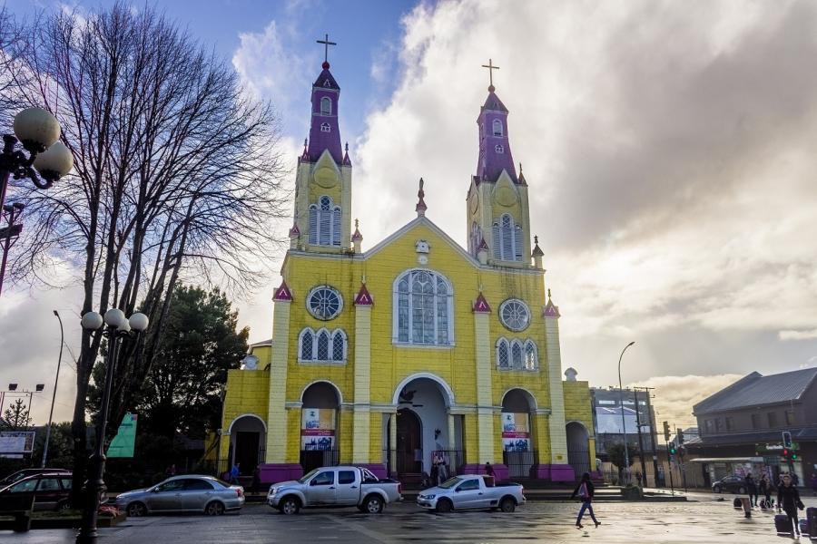 Imagen de La tradicional arquitectura chilota y sus técnicas constructivas serán las protagonistas del último capítulo de “Ojo con el Arte”