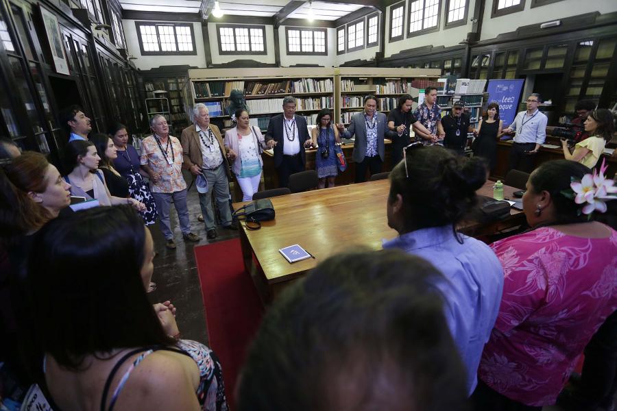 Imagen de Ministra Consuelo Valdés anuncia restitución de restos de ancestros a Rapa Nui